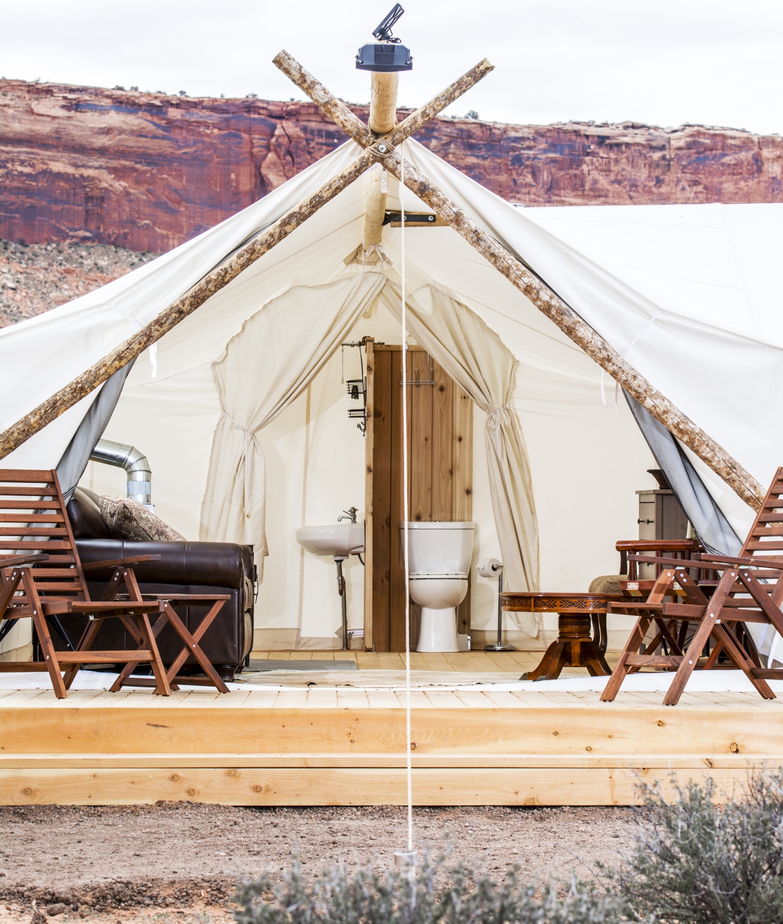 Moab Under Canvas Desert Glamping Next To The Arches National Park